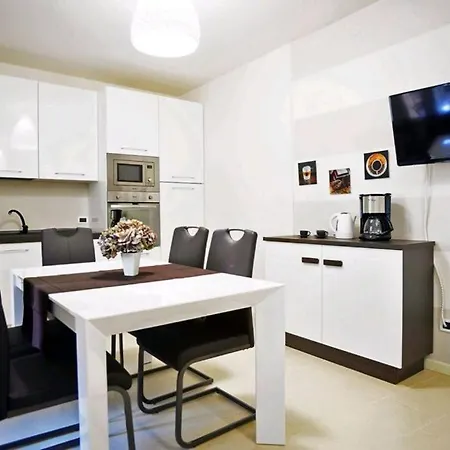 Ventuno - Modern Apartment - Country & Lake Lovere Exterior foto
