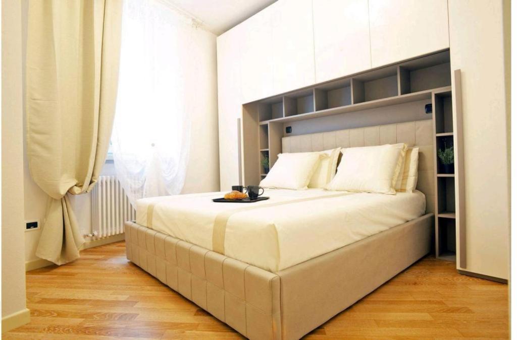 Apartment Ventuno - Modern - Country & *
